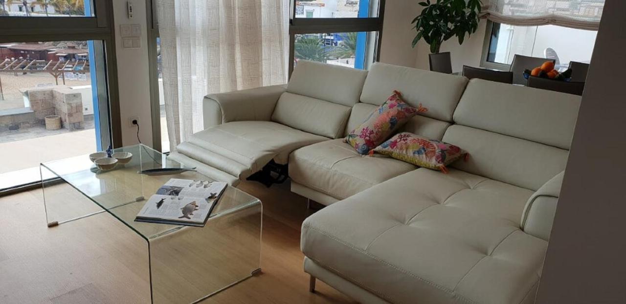 Beachfront Loft In プエルト・デ・モガン エクステリア 写真